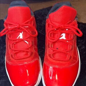 Air Jordan 11 CMFT Low’s “University Red” sneakers